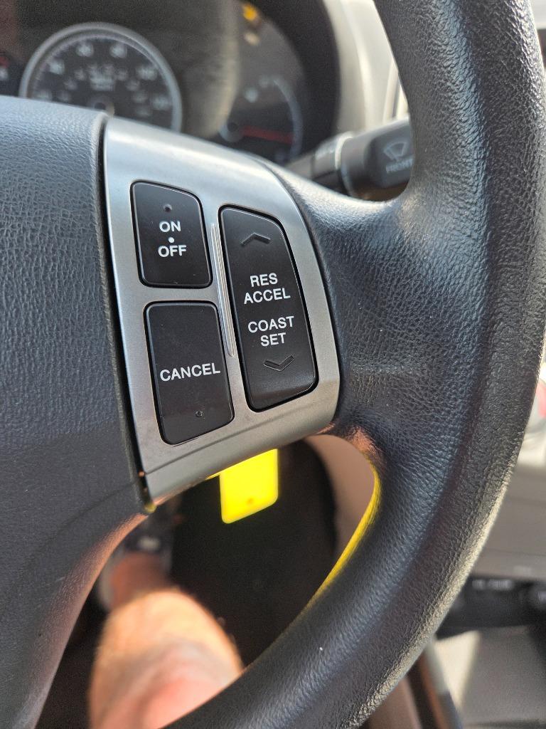 2010 Hyundai Elantra GLS - Photo 14