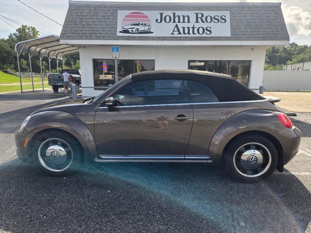 2013 Volkswagen Beetle 2.5L Conv. auto PZEV's photo