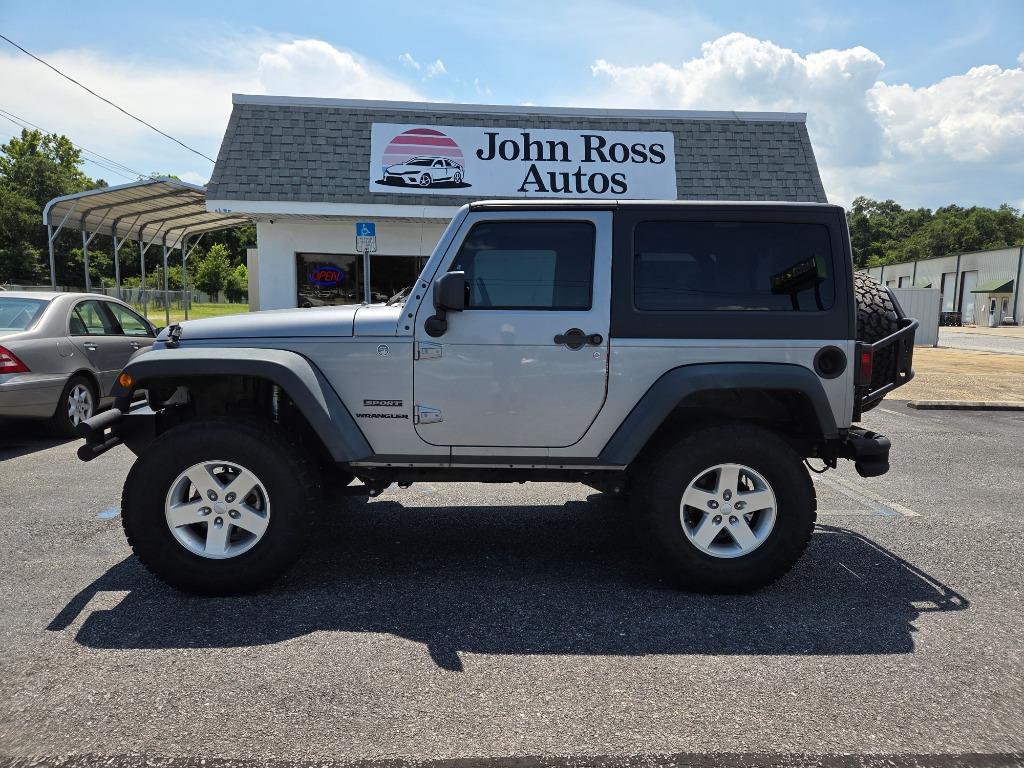 2015 Jeep Wrangler Sport's photo