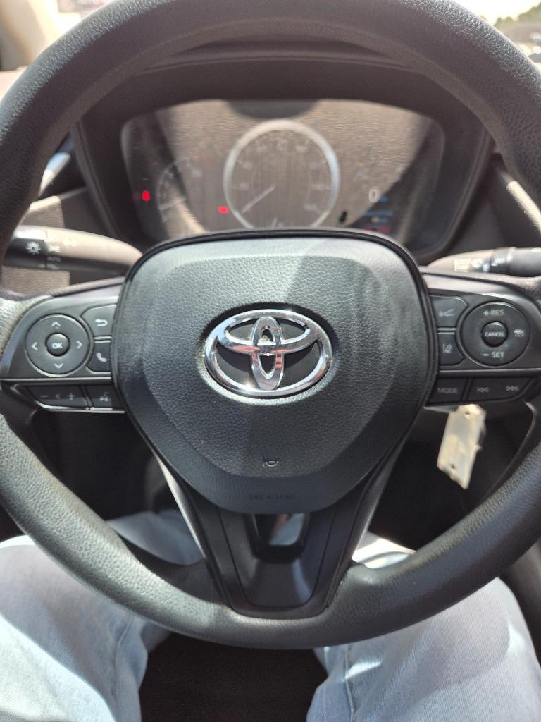 2022 Toyota Corolla LE - Photo 17
